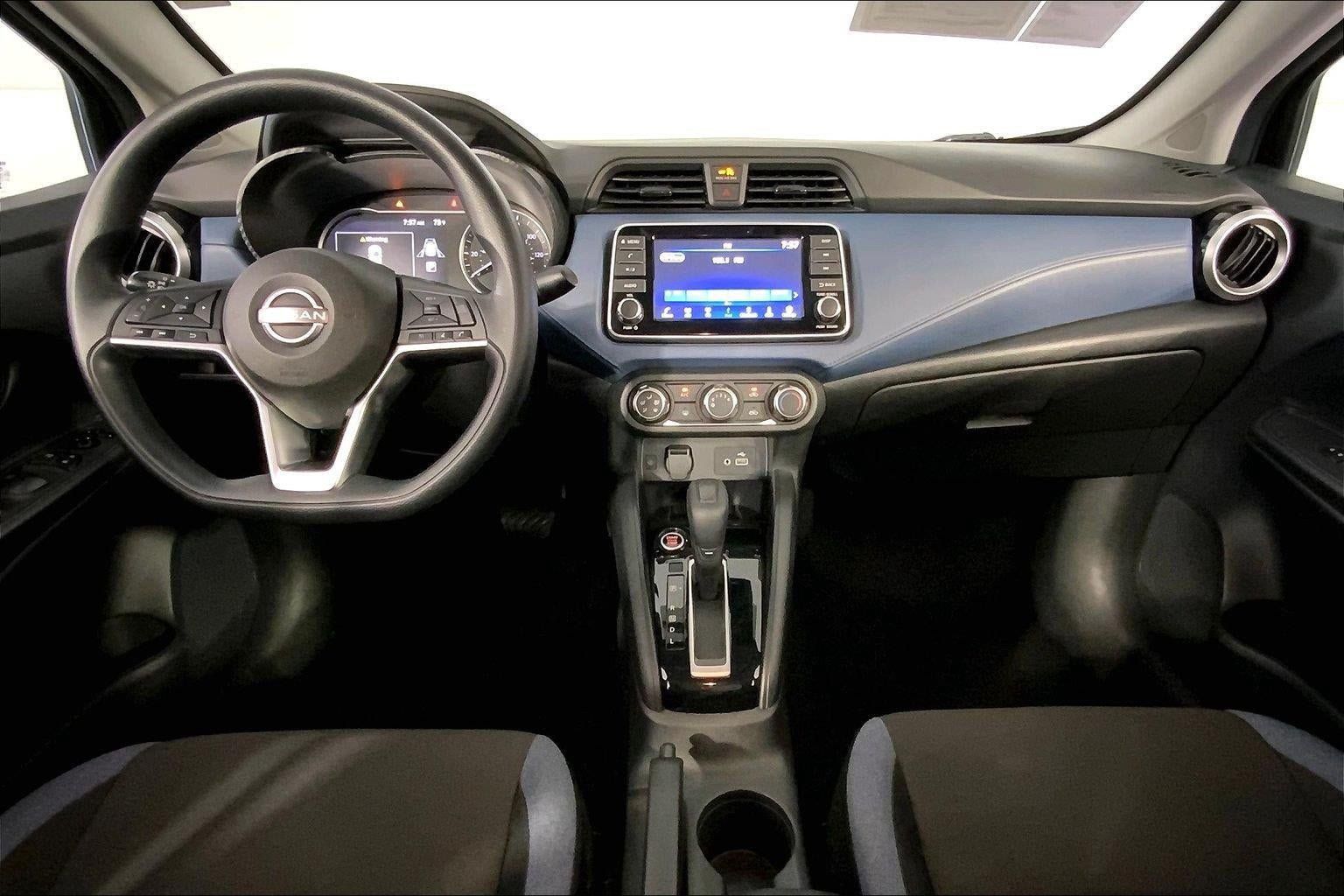 Used 2025 Nissan Versa SV FWD image 7