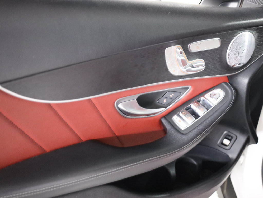 Used 2021 Mercedes-Benz GLC 300 4MATIC Coupe image 8