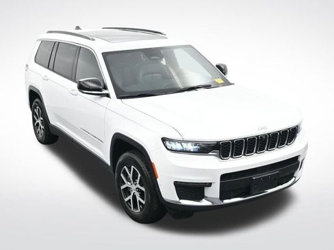 Used 2024 Jeep Grand Cherokee L Limited w/ Luxury Tech Group II image 23