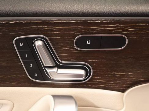 Used 2019 Mercedes-Benz A 220 image 11