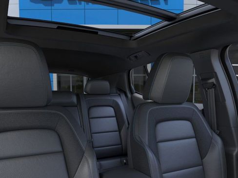 New 2026 Chevrolet Equinox EV LT image 25