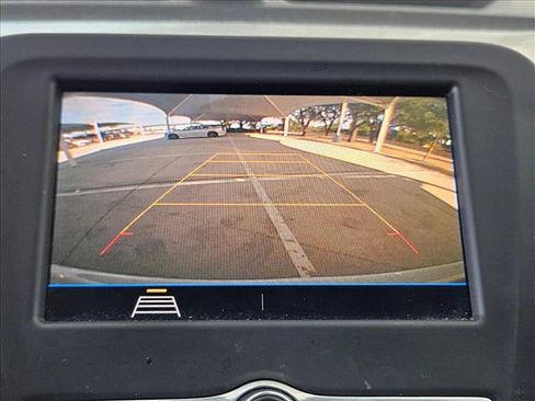 Used 2021 Chevrolet Equinox LT image 12