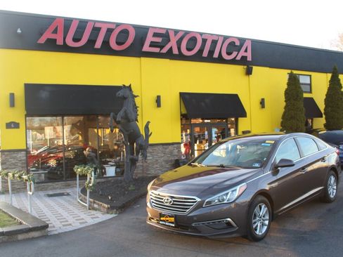 Used 2015 Hyundai Sonata SE w/ Option Group 09 image 1