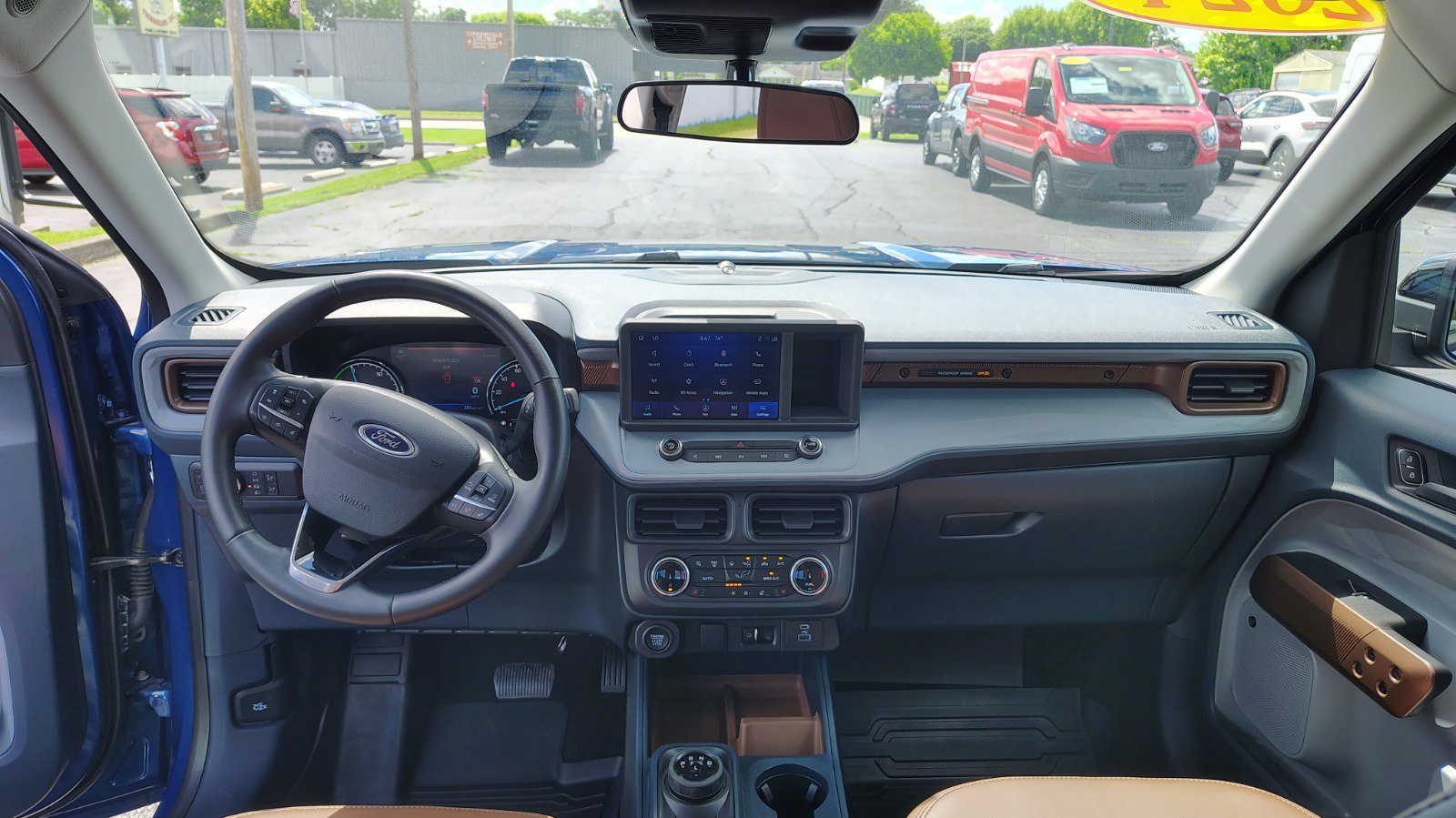 Used 2024 Ford Maverick Lariat FWD image 24
