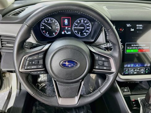 Used 2023 Subaru Outback Premium AWD/4WD image 11