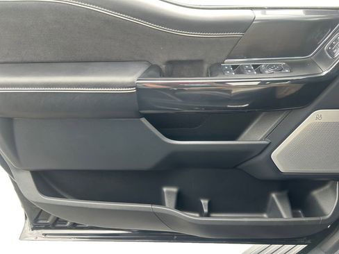 Used 2025 Ford F150 Lightning Platinum image 18