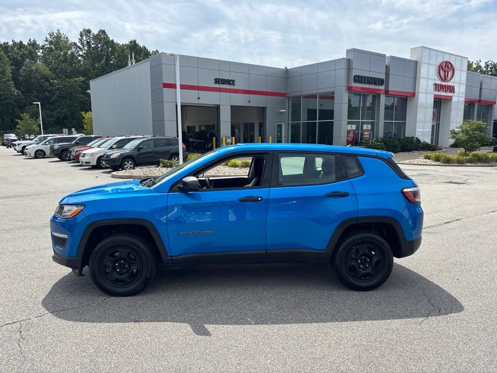 Used 2018 Jeep Compass Sport w/ Cold Weather Group AWD/4WD image 4