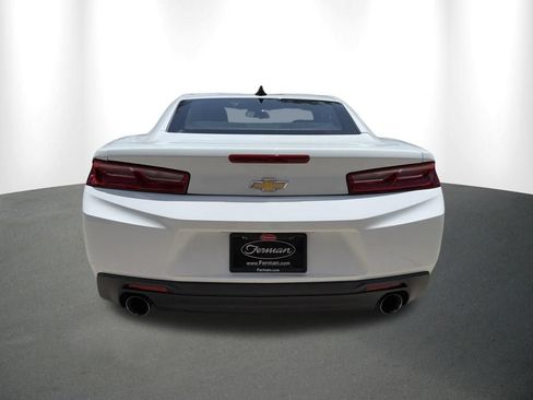 Used 2016 Chevrolet Camaro LT RWD image 18