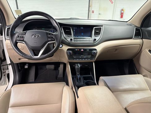 Used 2017 Hyundai Tucson SE Plus image 27