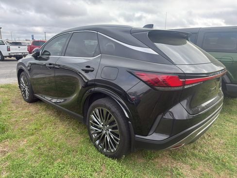 Used 2024 Lexus RX 350 AWD w/ Convenience Package image 2