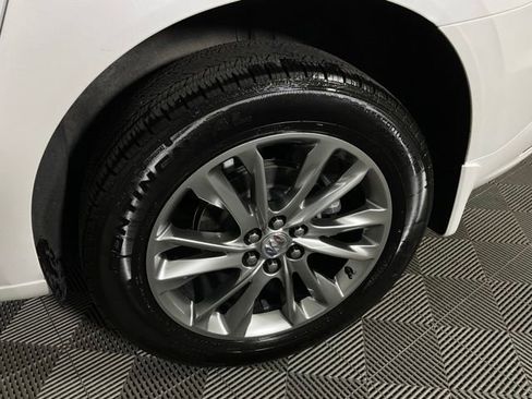 Used 2024 Buick Enclave Avenir w/ Trailering Package, 5000 lbs. FWD image 46