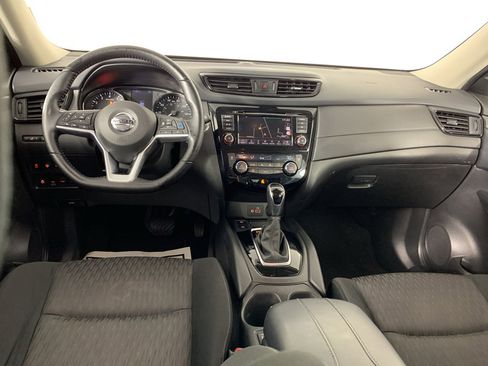 Used 2020 Nissan Rogue SV w/ Premium Package image 33