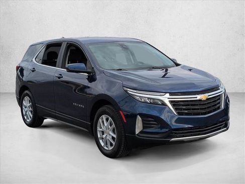 Certified 2022 Chevrolet Equinox LT FWD image 2