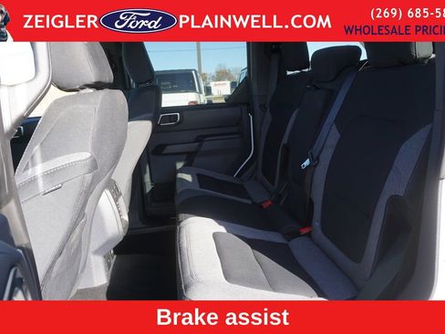 Used 2025 Ford Bronco Big Bend image 11