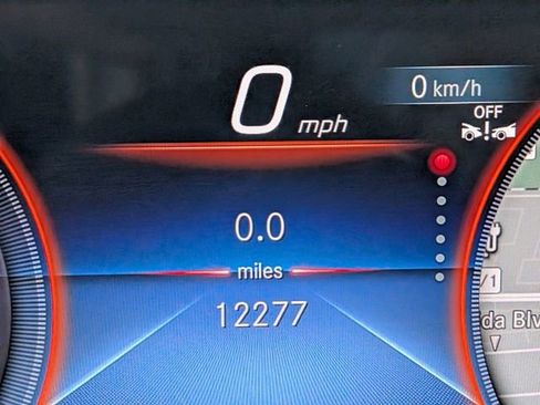 Used 2023 Mercedes-Benz EQB 300 300 w/ Exclusive Package image 22