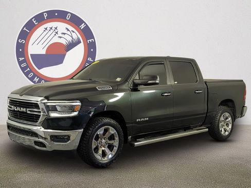 Used 2019 RAM 1500 Big Horn RWD image 2