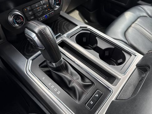 Used 2019 Ford F150 Platinum w/ Equipment Group 701A Luxury AWD/4WD image 25