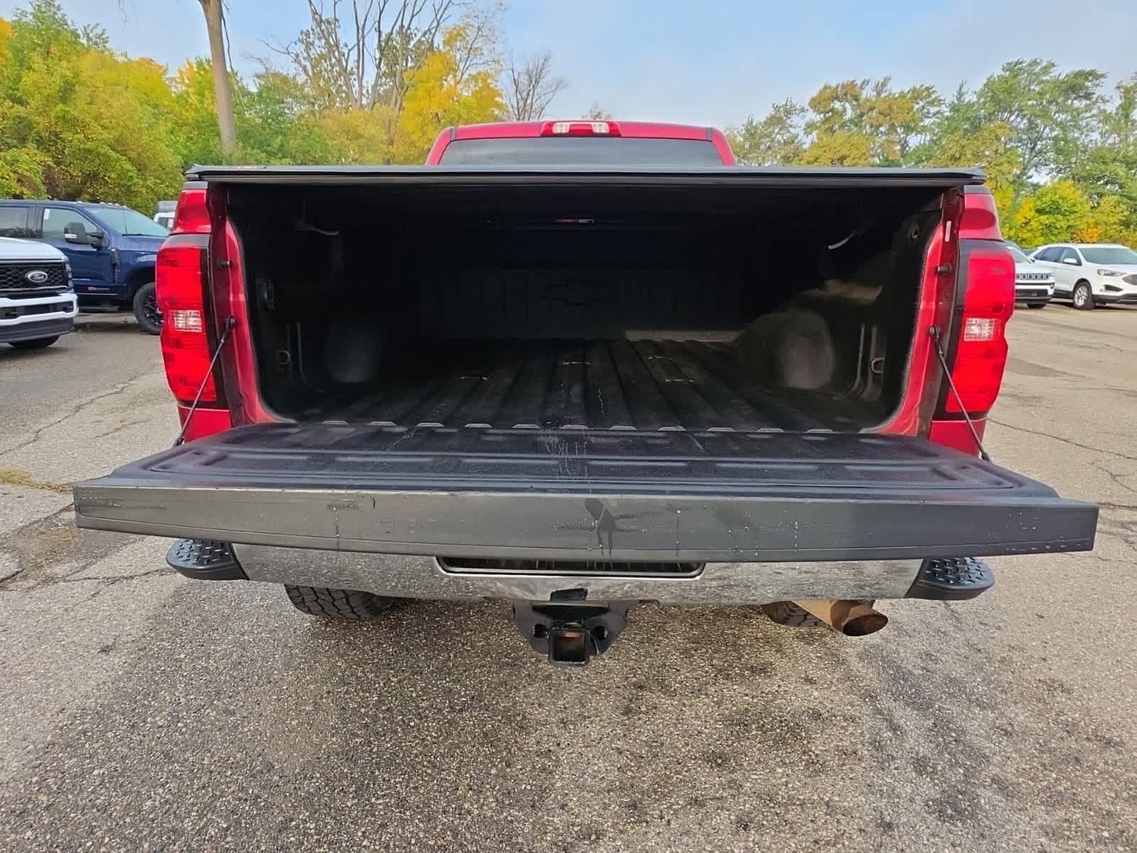 Used 2019 Chevrolet Silverado 2500 LT w/ LT Convenience Package AWD/4WD image 10
