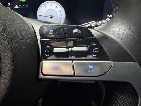 Used 2024 Hyundai Elantra Limited FWD image 26