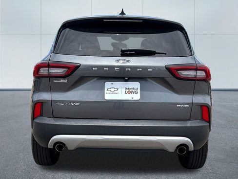 Used 2024 Ford Escape Active AWD/4WD image 4