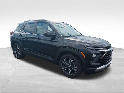 New 2026 Chevrolet TrailBlazer LT w/ Convenience Package FWD image 7