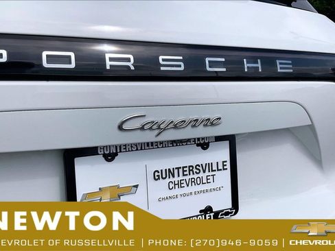 Used 2019 Porsche Cayenne AWD/4WD image 8