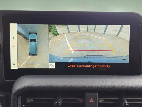 Used 2024 Toyota Land Cruiser image 19