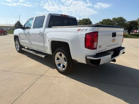Used 2016 Chevrolet Silverado 1500 LTZ Z71 w/ LTZ Plus Package AWD/4WD image 8