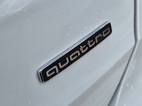 Certified 2023 Audi Q3 2.0T Premium w/ 19" Wheel Package image 12