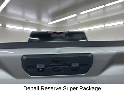 Used 2024 GMC Sierra 1500 Denali image 16