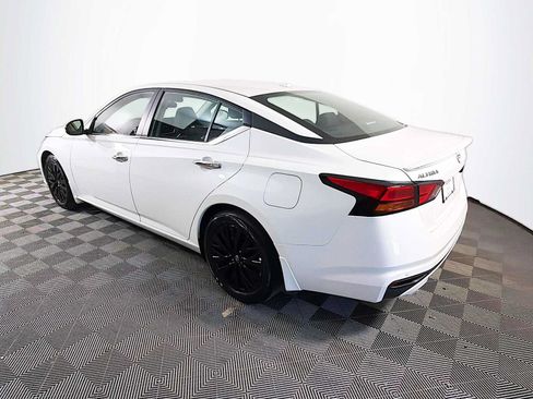 Used 2025 Nissan Altima 2.5 SV w/ SV Special Edition Package FWD image 6
