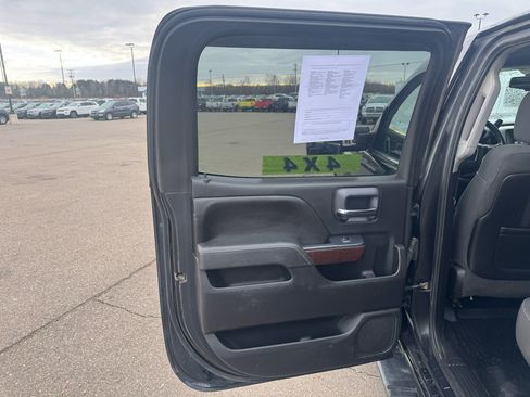 Used 2015 GMC Sierra 3500 SLE image 13