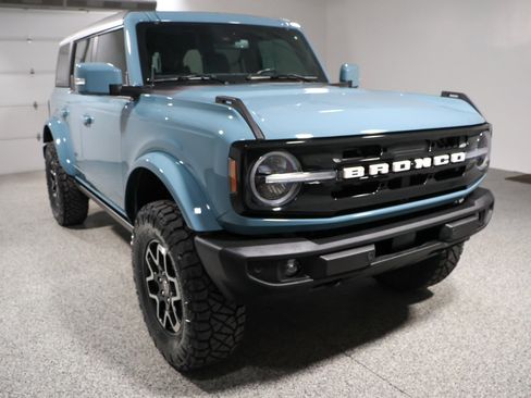 Used 2021 Ford Bronco Outer Banks AWD/4WD image 5
