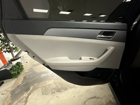 Used 2018 Hyundai Sonata SE image 22