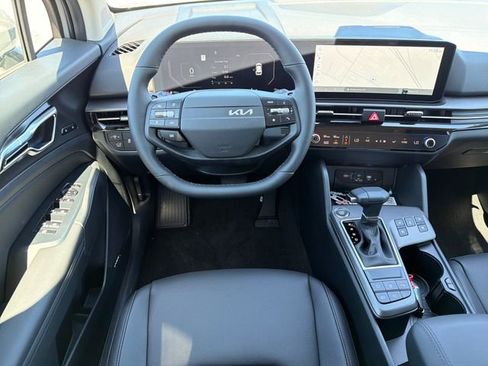 New 2026 Kia Sportage SX image 13