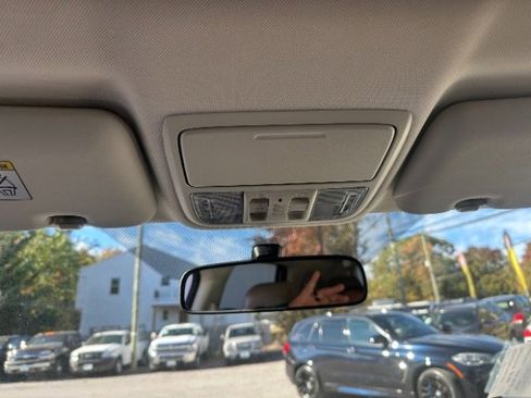 Used 2012 Honda CR-V EX-L image 24