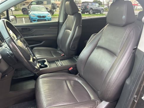 Used 2019 Honda Odyssey Touring image 9