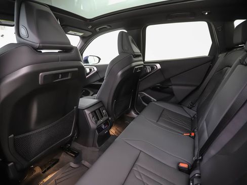 New 2026 BMW X3 xDrive30 w/ Convenience Package AWD/4WD image 21