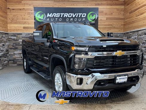 Used 2025 Chevrolet Silverado 2500 LT w/ All Star Edition AWD/4WD image 1