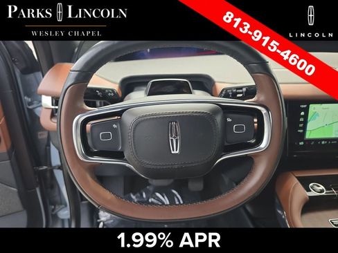 Certified 2025 Lincoln Navigator Reserve AWD/4WD image 30