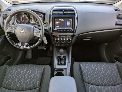 Used 2024 Mitsubishi Outlander Sport LE image 15