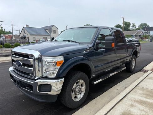 Used 2016 Ford F250 XLT AWD/4WD image 9