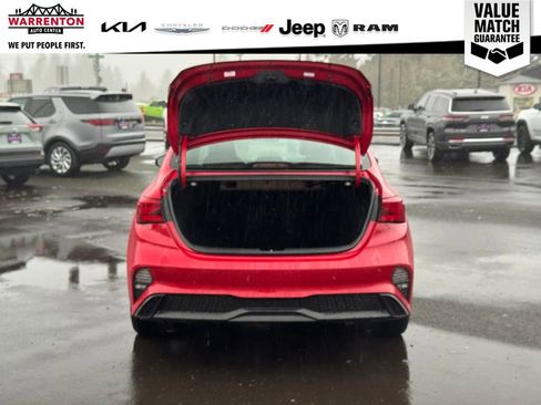 Certified 2024 Kia Forte LXS w/ LXS Technology Package image 7