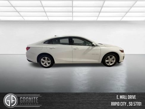 Used 2024 Chevrolet Malibu LS w/ Driver Confidence Package FWD image 7