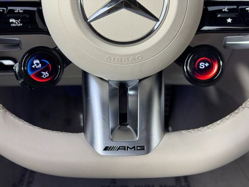 Used 2022 Mercedes-Benz SL 55 AMG 4MATIC image 22
