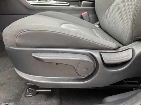 Used 2026 Kia Sportage LX image 21