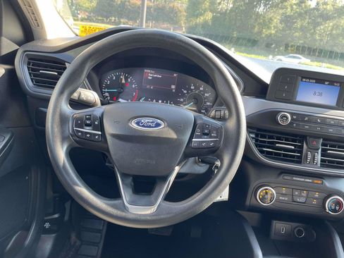 Used 2020 Ford Escape S FWD image 11