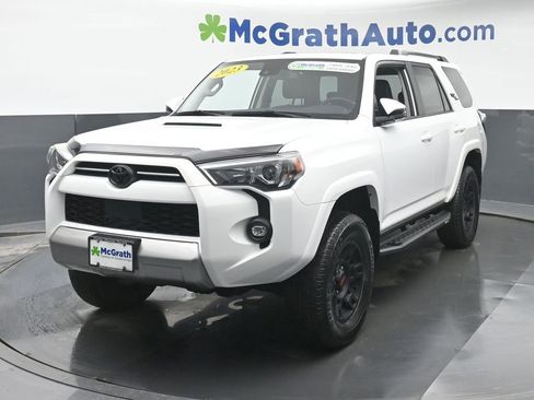 Used 2023 Toyota 4Runner TRD Off-Road Premium image 22