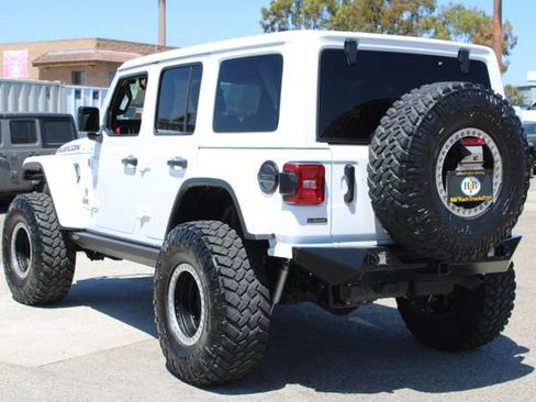 Used 2021 Jeep Wrangler Unlimited Rubicon AWD/4WD image 3