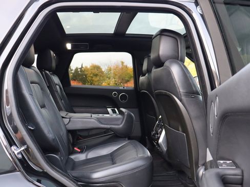 Used 2020 Land Rover Range Rover Sport HSE image 14
